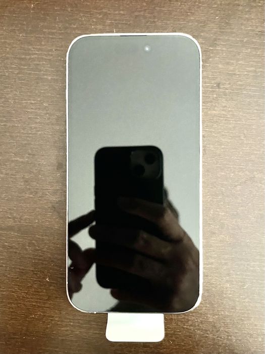 Iphone 14 pro 128gb branco (novo comprado na vodafone)