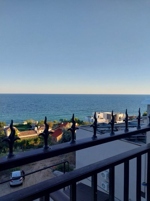 Оренда квартири житло посуточно подобово Одеса Авиньон море паркинг