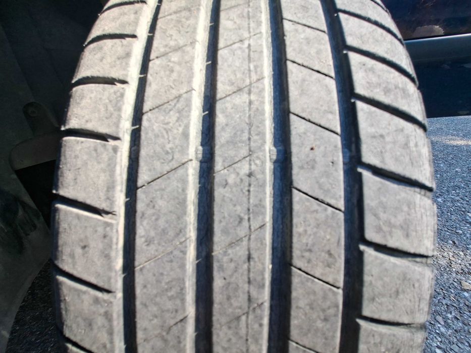 Carro ford 1.8 tddi em bom estado