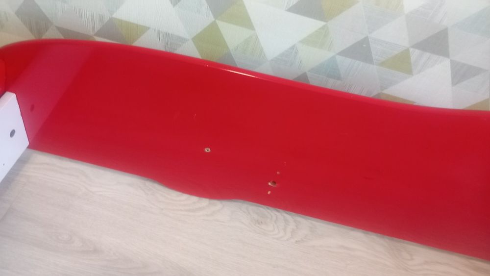 Łóżko samochud czerwone