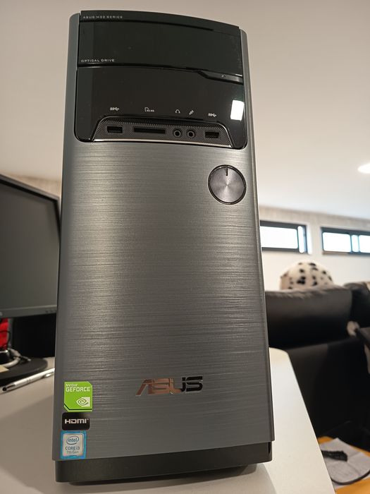 Desktop computador ASUS i3 gráfica GForce