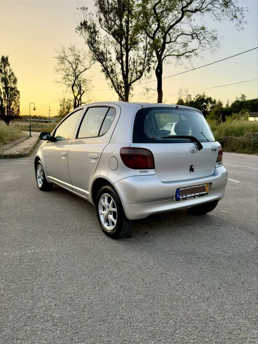 Toyota Yaris 1.4 D-4D • 132.000 Km’s • 2003