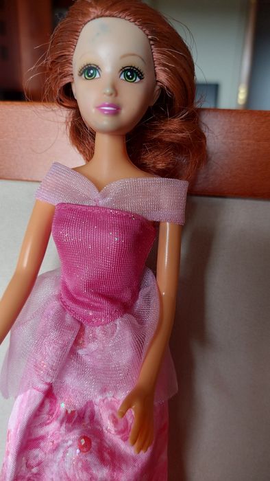 Boneca Barbie fashionista