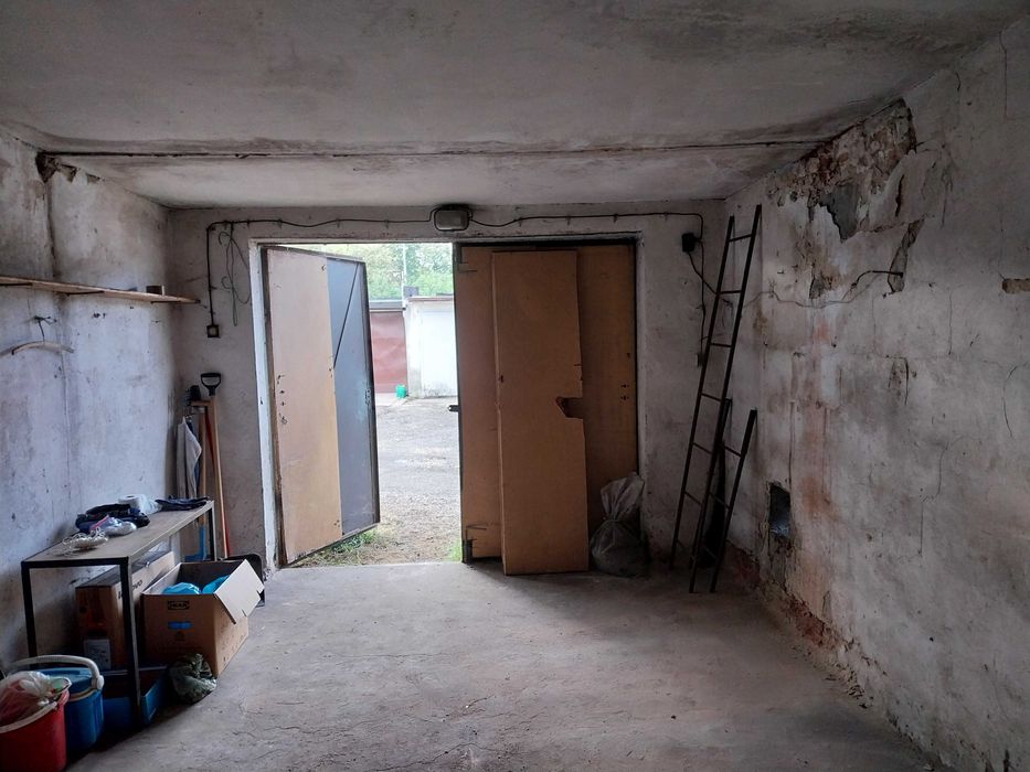 Garaż murowany Mysłowice 18m² ul Stokrotek (Ćmok) - View 3