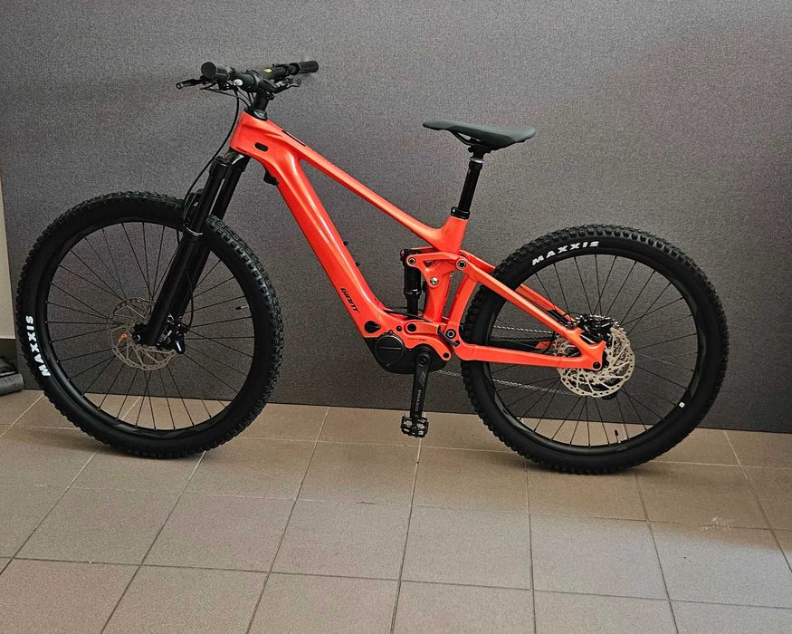 Rower Elektryczny MTB FULL CARBON  GIANT Trance X Advanced E+ Elite 3  roz S