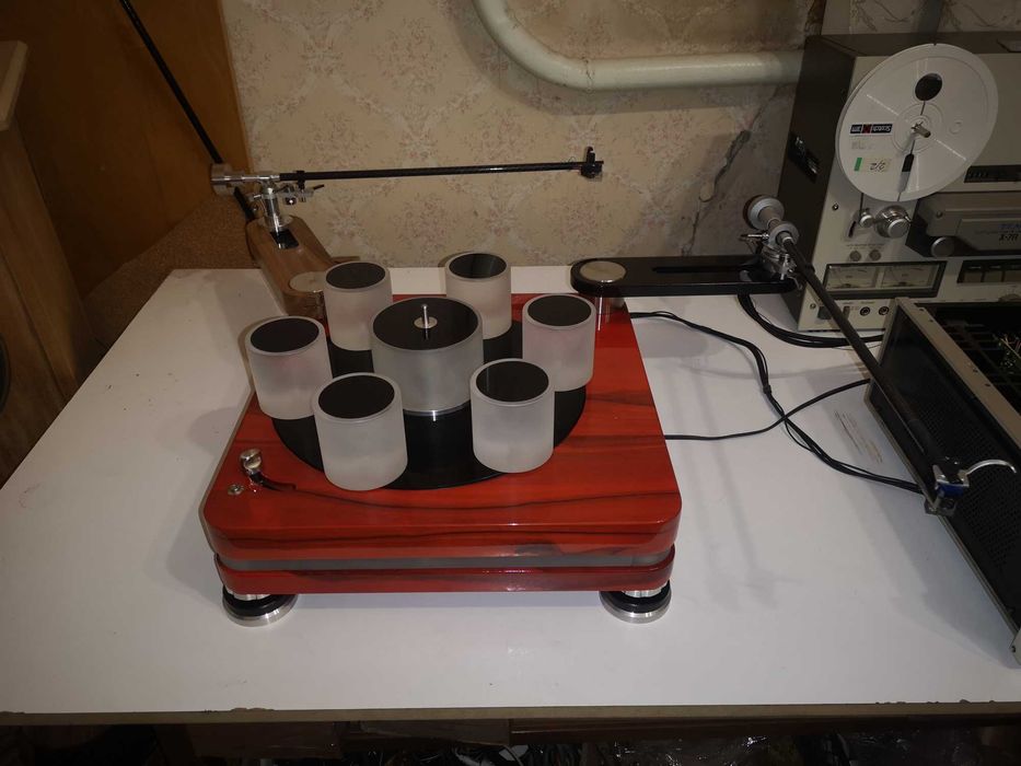 Продам роликовый проигрыватель винила  Elac Miracord 10H