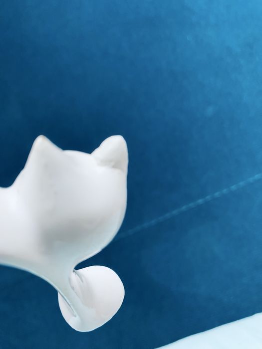 Figurka kotka Ćmielów