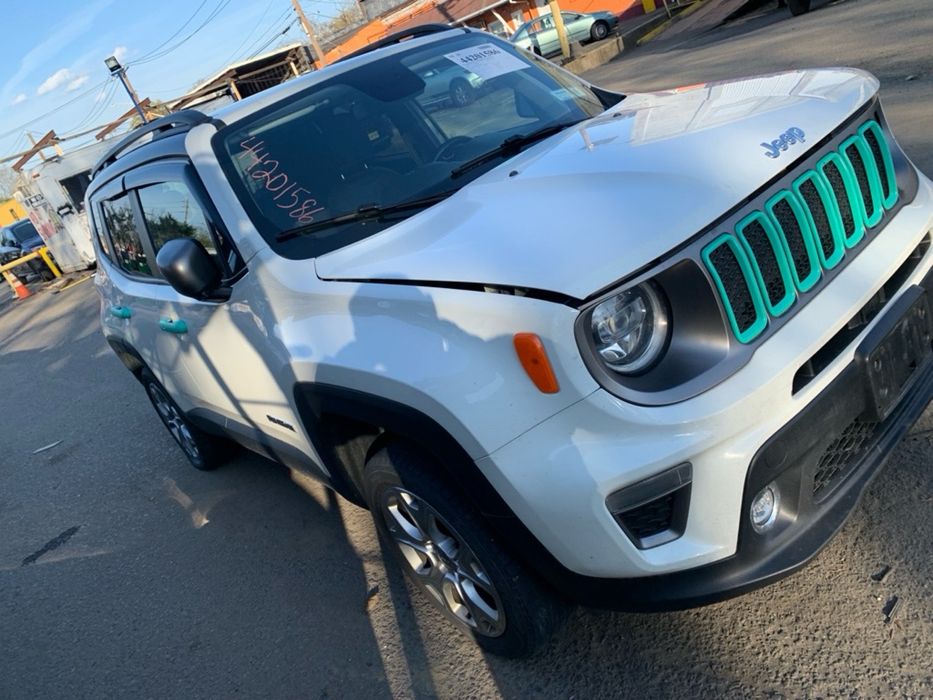 Продам Jeep Renegade Limited 1.3 turbo 4x4