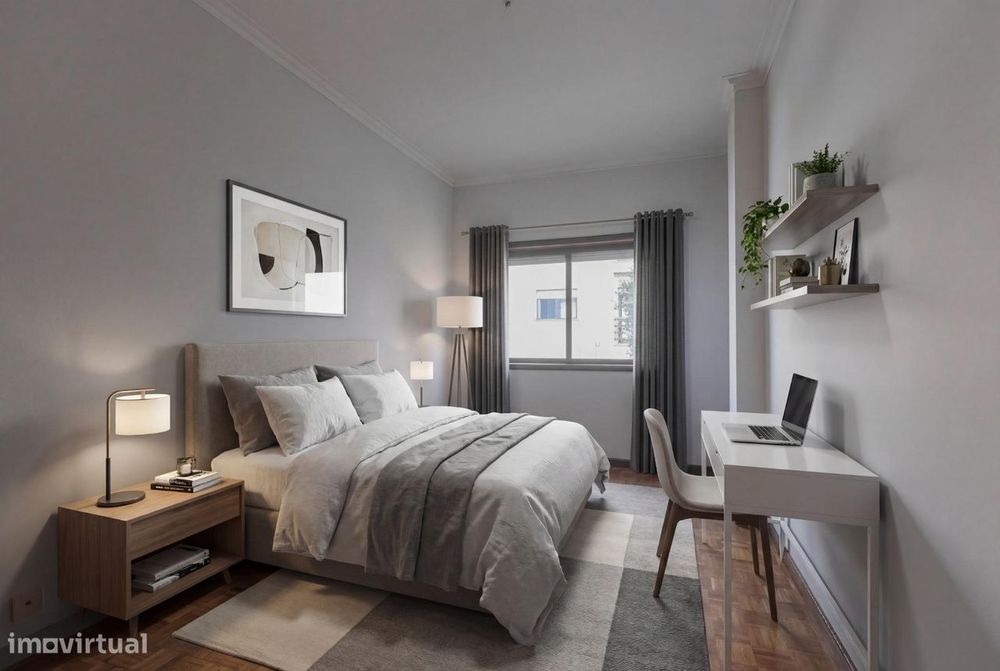 Apartamento T1 com Varanda em Canelas