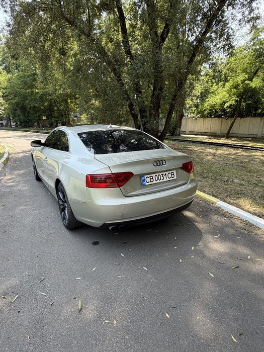 Продається авто дружини Audi А5 повний привід,2012  року,з оригінальним пробігом 230