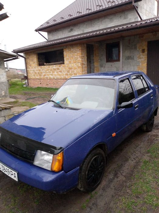 Славута на ходу 2003.1.2л.карбюраторна.Сів і поїхав.