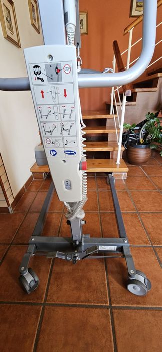 Grua de transferência Invacare