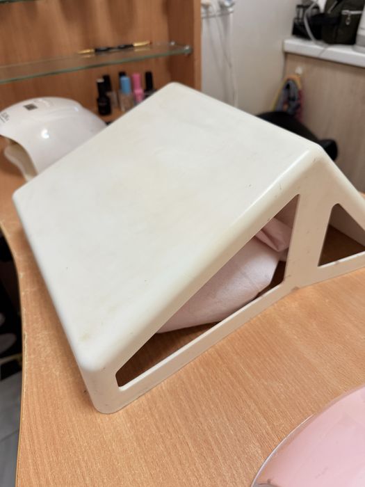 Потужна витяжка для манікюру з новим мішком