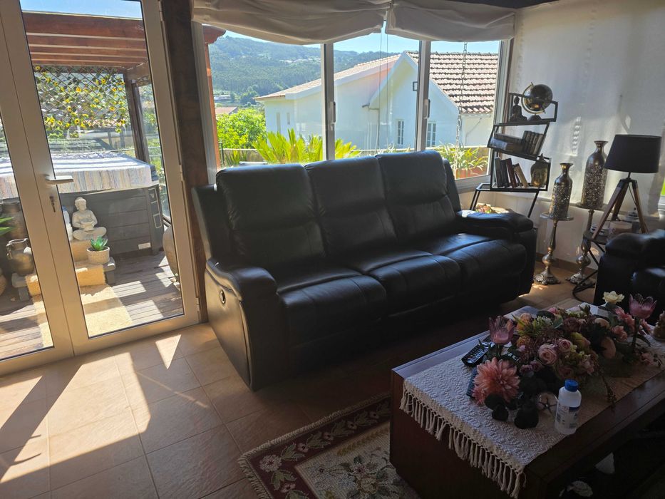Conjunto de 2 sofás (3+2 lugares) eléctricos