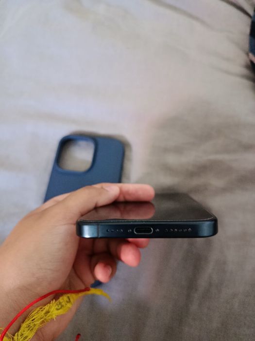 iPhone 15 Pro Max 512GB (Versão eSIM)