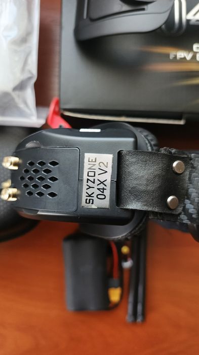 Продам топові окуляри Skyzone  04X  v2.