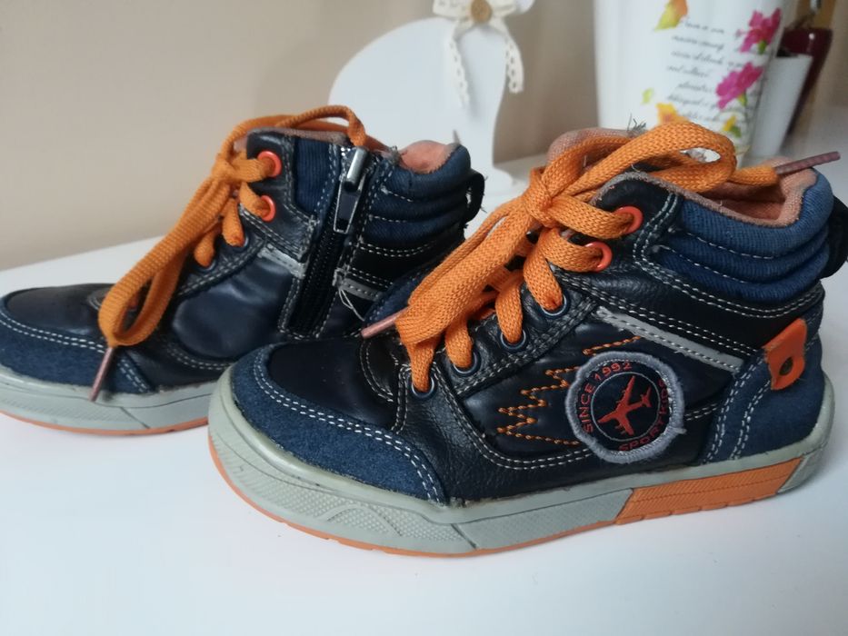 Buty dziecięce rozm. 27