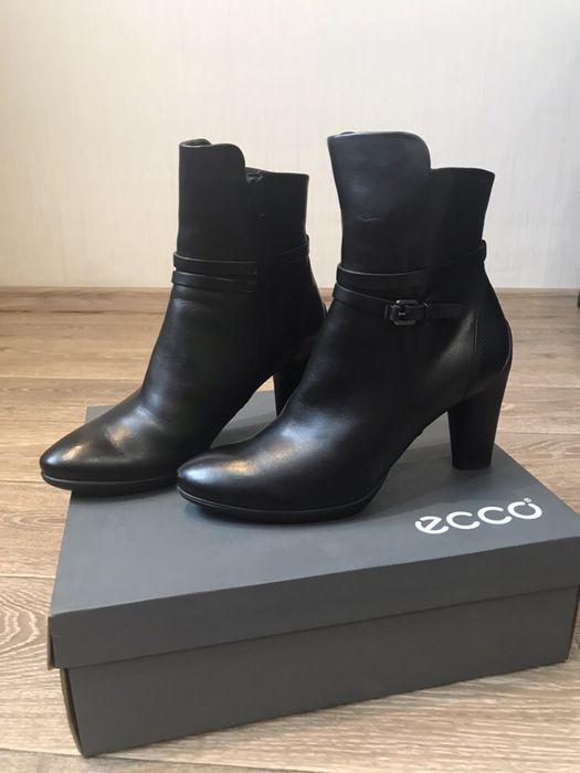 Ботинки ECCO 41 размер