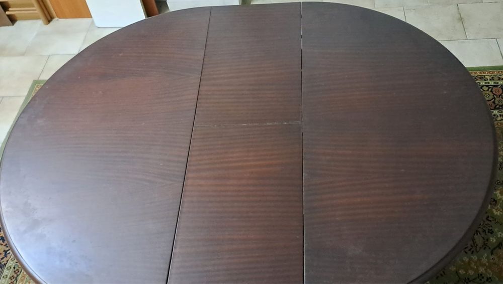 Mesa madeira extensível. Fechada: 1,00 Aberta: 1,30