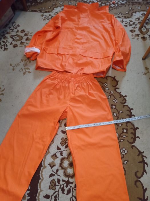 Костюм прорезиновый