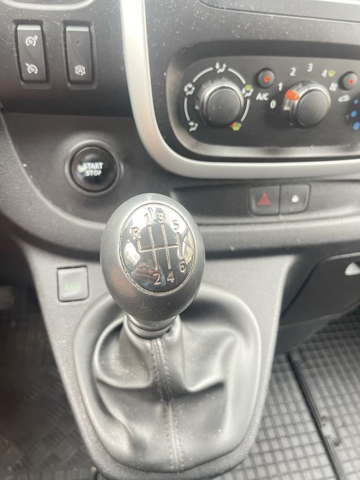 Renault Traffic 9 lugares