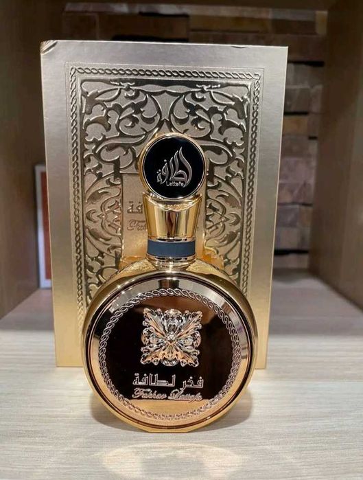 Perfumes Árabes Fakhar Rose,Black,Gold