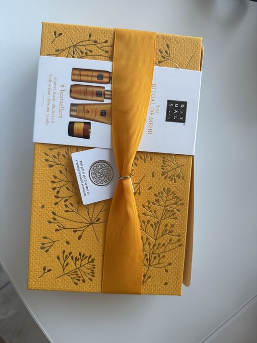 Набір Rituals новий 1360