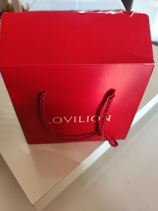 Guarda jóias prenda