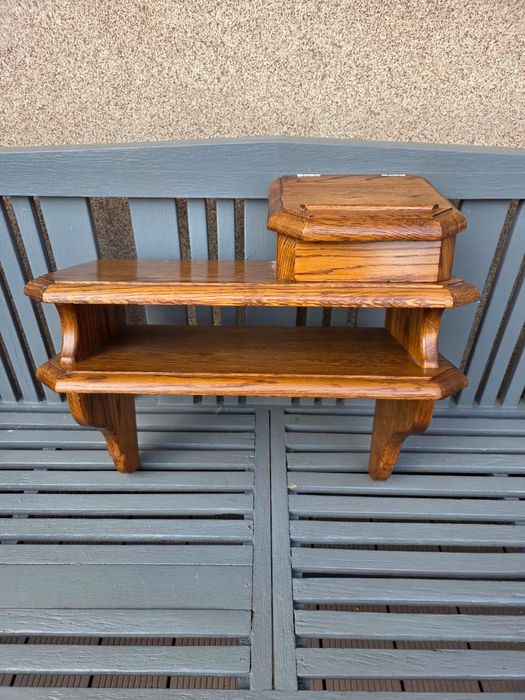 Półeczka dębowa pod telefon że schowkiem