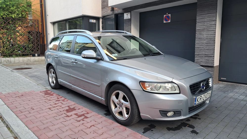 Volvo V50