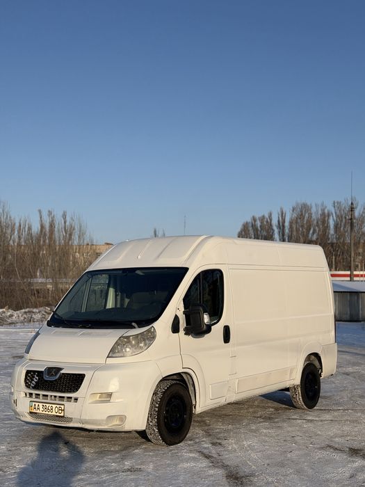 PEUGEOT BOXER 2.8 дизель