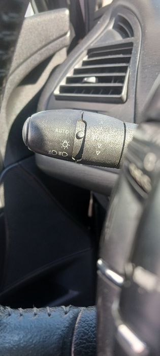 C4 1.6HDi 2006  VTR 335000 km