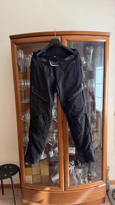 Calca Motard marca Macna