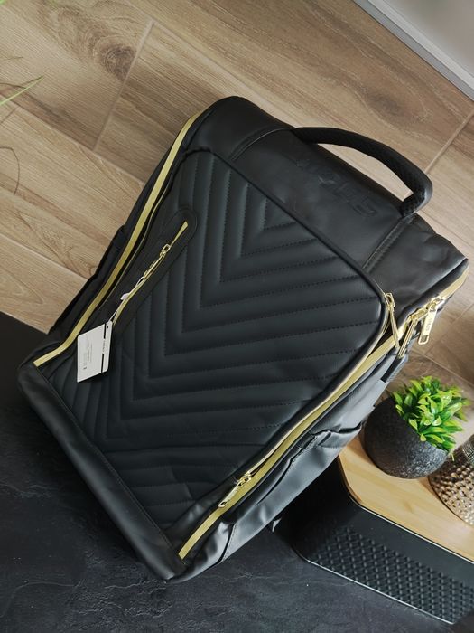 Torba na kółkach czarno złota