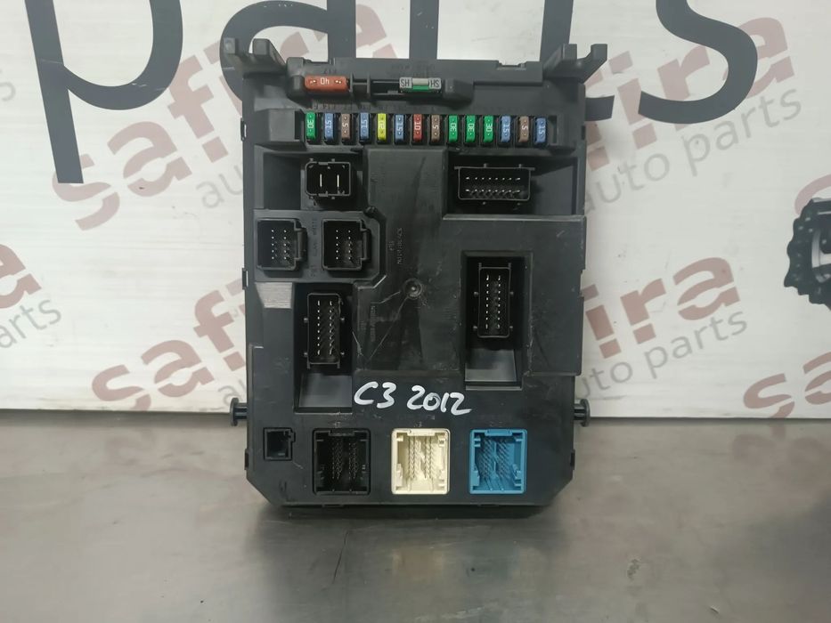 CAIXA DE FUSIVEIS / MODULO BSI CITROEN C3 II DS3 REF. 9666952280