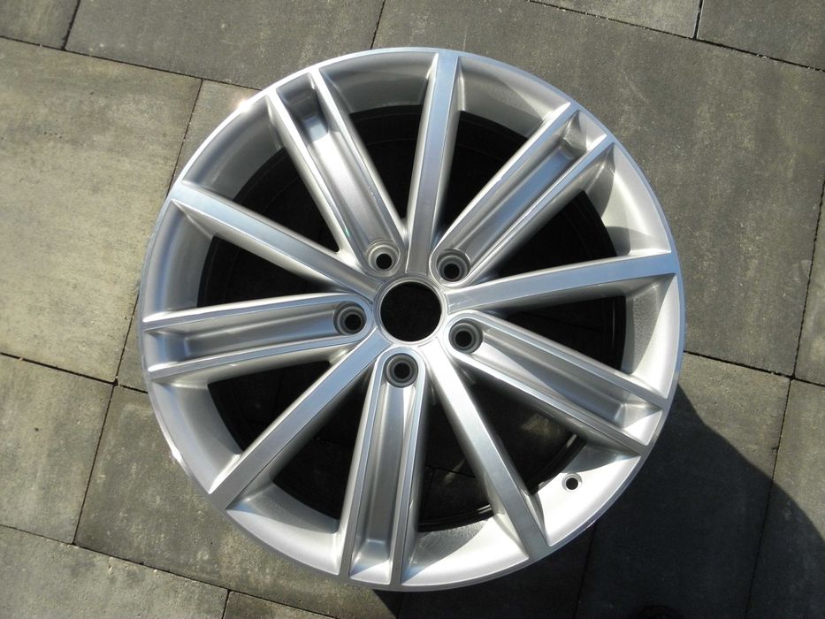 Felga 18 Volkswagen Tiguan 5x112 ET43 5N0 601 /// 025AF