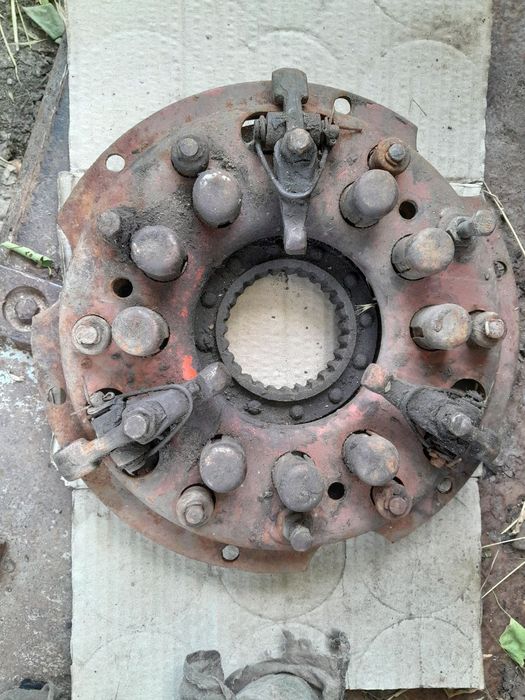 Щеплення Т-25,т16, запчастини