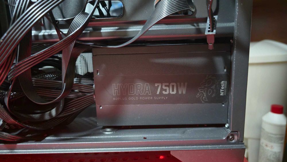 RX34 CRYSTAL + Fonte de Alimentação Ntech Hydra RX750W 80+
