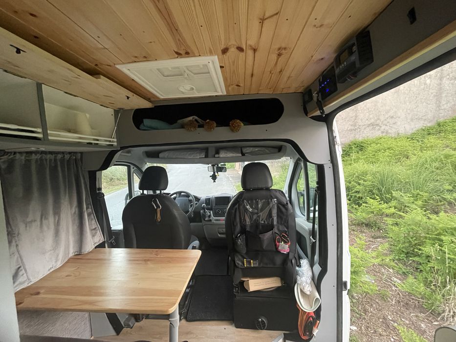 Autocaravana Peugeot Boxer 2 camas casal