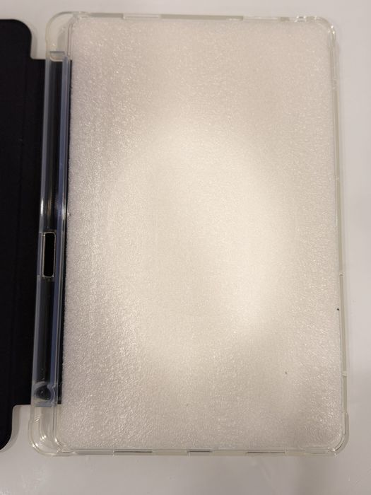 Продам чохол-підставку для планшета