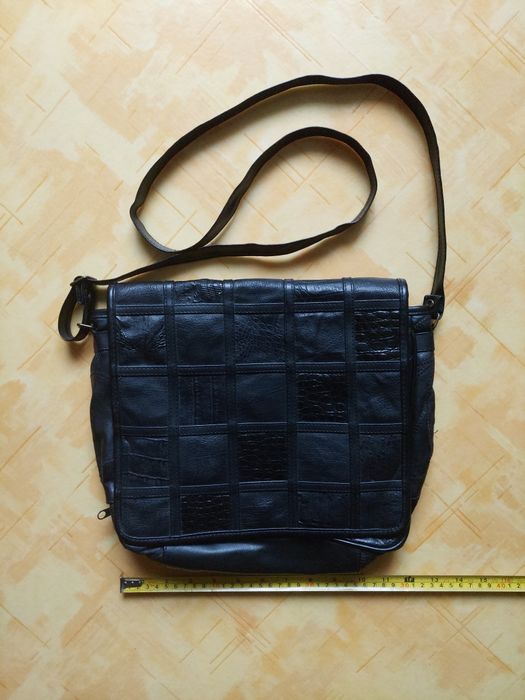 Кожаная сумка...