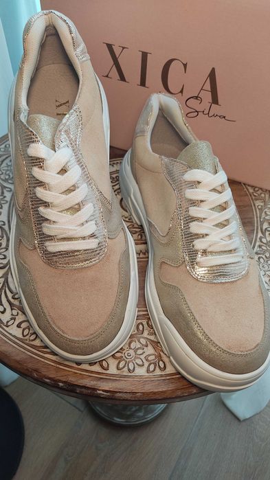 LOTE XICA DA SILVA - Lote 12 pares Xica da Silva, calçado feito em Portugal, novo em pele: sandálias, mules e ténis,  37 a 41, stock de fim de estação
