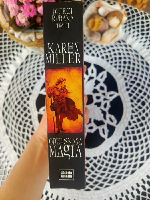 Odzyskana magia – Karen Miller