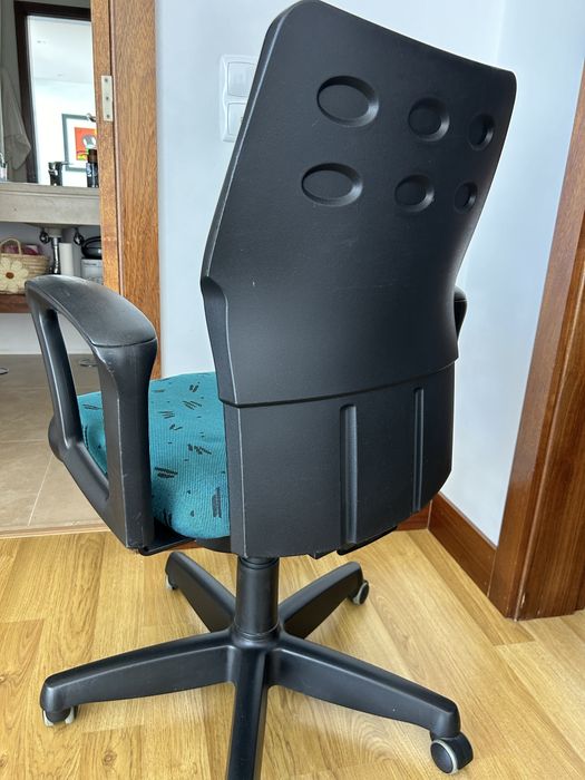 Cadeira Steelcase com rodas