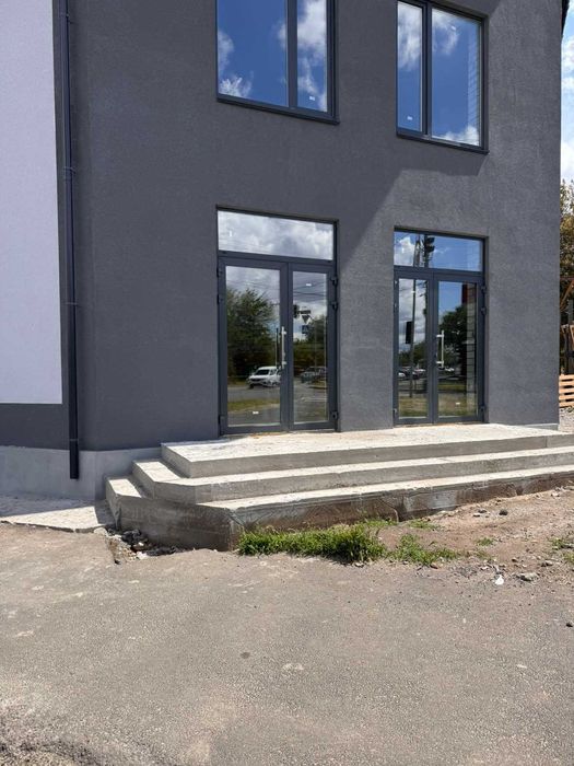 Комерційне приміщення в хорошій локації