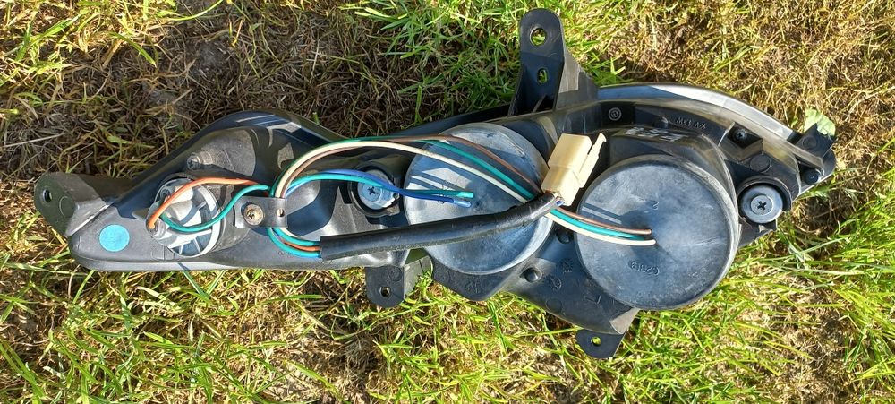 Lewa lampa kymco downtown 125 300