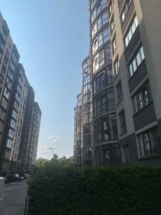 Терміновий  продаж комерційного приміщення в ЖК Паркова Алея