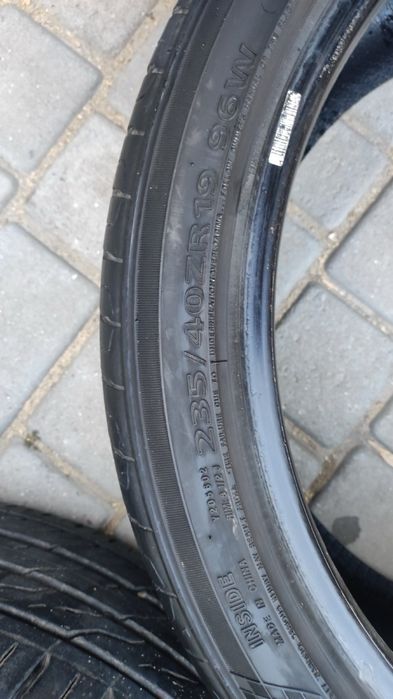 Шини, пара 235/40 R19