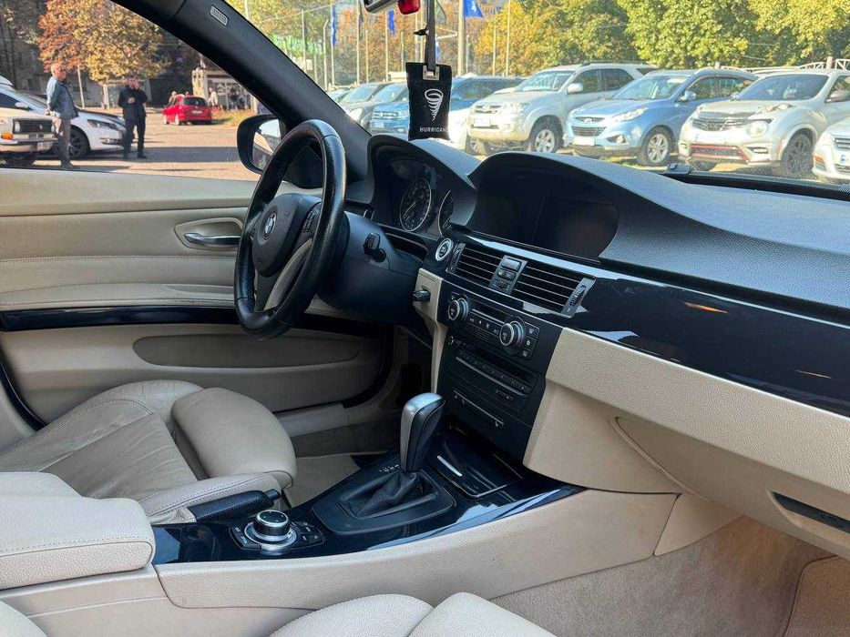 BMW 3  E90  2008
