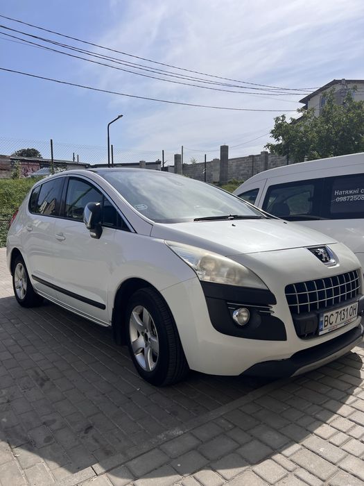 Peugeot 3008 2011 року l покоління